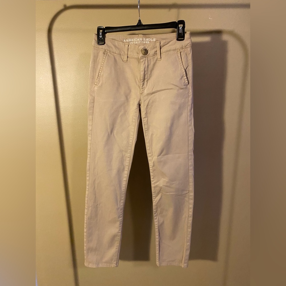 Khaki jeans